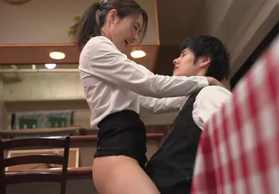 Cậu trai trẻ phang cô nhân viên nữ có chồng yêu nhưng ông xã “yếu”